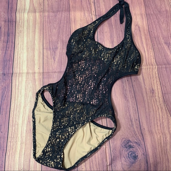 VENUS Other - VENUS Monokini One Piece Bathing Suit